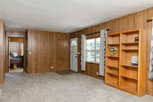 2019 Rogue River Hwy, Gold Hill, OR 97525 - Photo 14