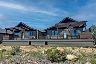 19103 Trailhead Ct, Bend, OR 97702 - Photo 2