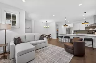 19103 Trailhead Ct, Bend, OR 97702 - Photo 10