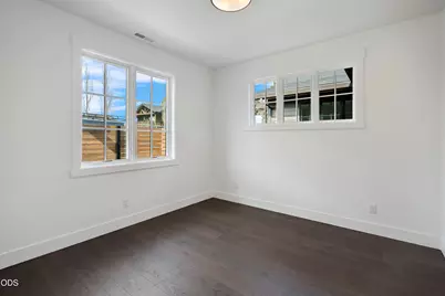 19103 Trailhead Court #7, Bend, OR 97702 - Photo 14