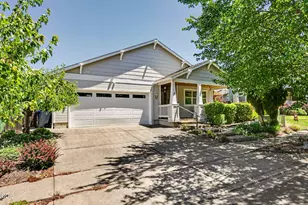 426 Parkside Dr, Ashland, OR 97520 - Photo 2