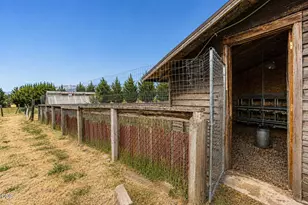 6085 Walden Ln, Talent, OR 97540 - Photo 34