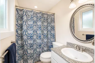 6085 Walden Lane, Talent, OR 97540 - Photo 12