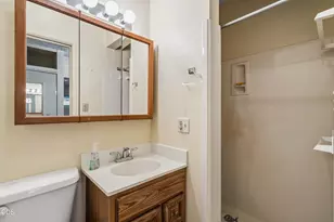 2850 Rogue River Hwy, Grants Pass, OR 97527 - Photo 16