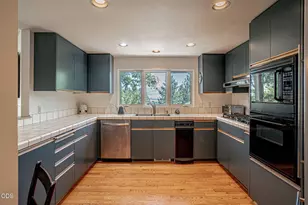 590 Taylor St, Ashland, OR 97520 - Photo 18
