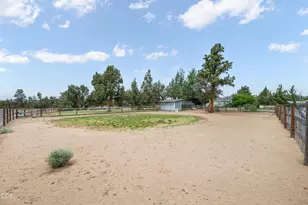 23720 SW Starshine Ln, Bend, OR 97701 - Photo 34