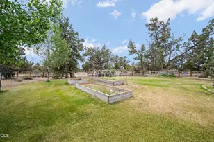 23720 SW Starshine Ln, Bend, OR 97701 - Photo 44