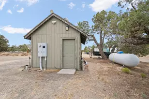 23720 SW Starshine Ln, Bend, OR 97701 - Photo 38