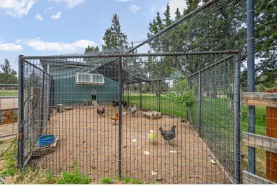 23720 SW Starshine Lane, Bend, OR 97701 - Photo 32