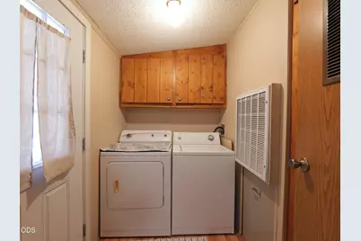 8401 Old Stage Road #UNIT 65, Central Point, OR 97502 - Photo 22