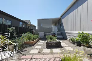 8401 Old Stage Rd, Central Point, OR 97502 - Photo 12
