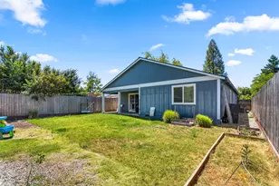 1383 Orchard Home Dr, Medford, OR 97501 - Photo 26