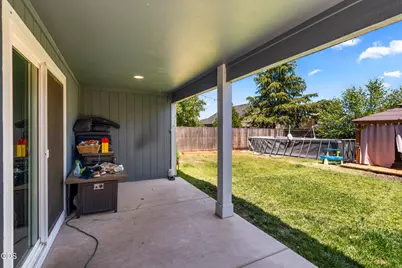 1383 Orchard Home Drive, Medford, OR 97501 - Photo 24