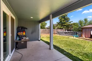 1383 Orchard Home Dr, Medford, OR 97501 - Photo 24