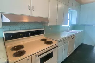 1947 Portland St, Klamath Falls, OR 97601 - Photo 24