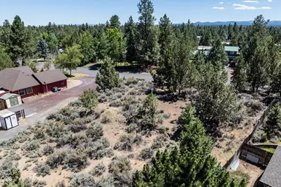 20874 Greenmont Drive, Bend, OR 97702 - Photo 12