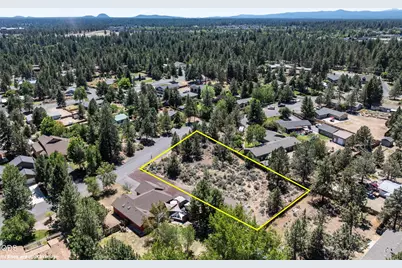 20874 Greenmont Drive, Bend, OR 97702 - Photo 6
