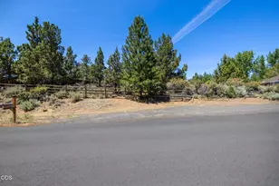 20874 Greenmont Dr, Bend, OR 97702 - Photo 1