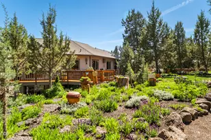 64740 Alcor Pl, Bend, OR 97703 - Photo 2