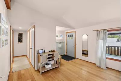 6400 Frost Lane, Talent, OR 97540 - Photo 6