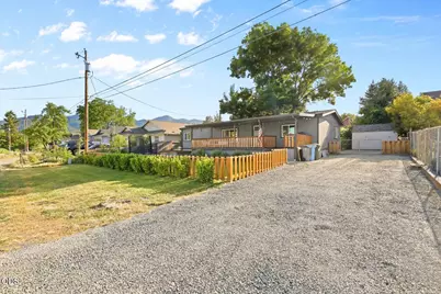 6400 Frost Lane, Talent, OR 97540 - Photo 2