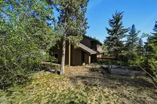 2806 NE Lotno Dr, Bend, OR 97701 - Photo 28