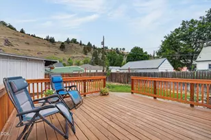 407 S Canyon Blvd, John Day, OR 97845 - Photo 38
