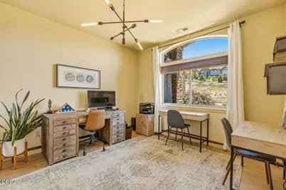 1354 Ridgecrest Drive, Klamath Falls, OR 97601 - Photo 8