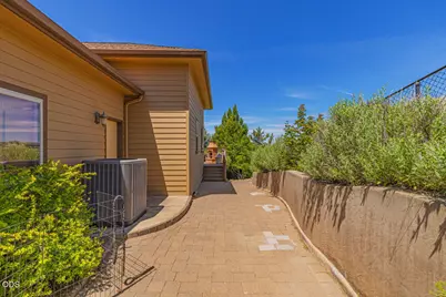 1354 Ridgecrest Drive, Klamath Falls, OR 97601 - Photo 44