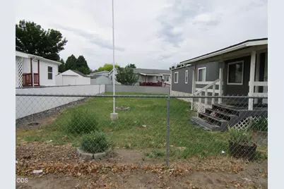 4751 Bellm Drive #SPC 33, Klamath Falls, OR 97603 - Photo 4