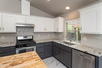 20665 Tango Creek, Bend, OR 97701 - Photo 8