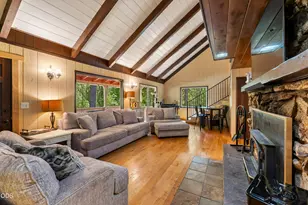 6907 Bear Branch Rd, Rogue River, OR 97537 - Photo 12