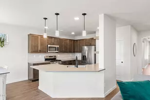 3289 NW 10th Pl, Redmond, OR 97756 - Photo 10