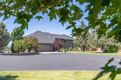 21455 SW Young Avenue, Bend, OR 97703 - Photo 74