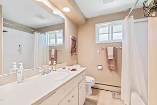 709 NE Lafayette Ave, Bend, OR 97701 - Photo 16