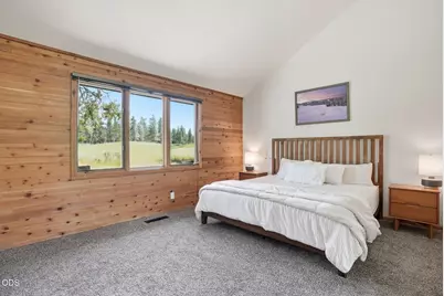17901 Red Cedar Lane, Sunriver, OR 97707 - Photo 16