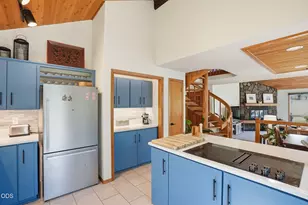 17901 Red Cedar Ln, Sunriver, OR 97707 - Photo 14