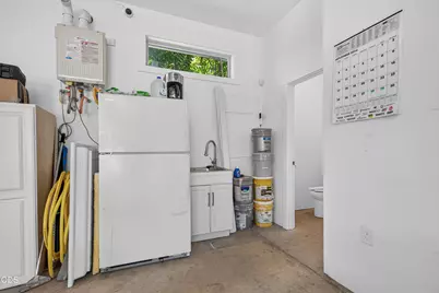 604 Franquette Street, Medford, OR 97501 - Photo 14