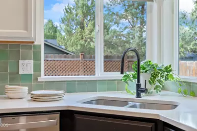 20640 Wild Rose Lane, Bend, OR 97702 - Photo 10