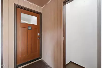 19717 SW Mount Bachelor Drive #UNIT 228, Bend, OR 97702 - Photo 6