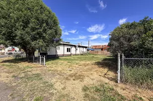 153 SW Kilbourne St, Prairie City, OR 97869 - Photo 2