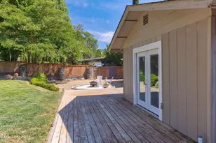 1660 NW Highland Ave, Grants Pass, OR 97526 - Photo 30