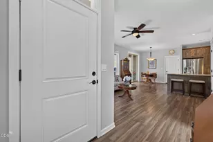 20844 Gateway Dr, Bend, OR 97702 - Photo 4