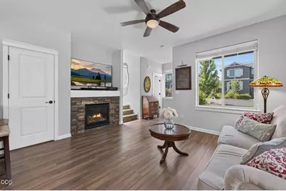 20844 Gateway Drive, Bend, OR 97702 - Photo 6