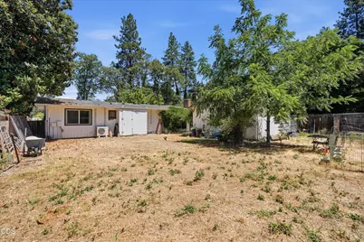 3339 Perrydale Court, Medford, OR 97501 - Photo 34