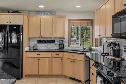 71006 Bracken Lane #GH 87, Black Butte Ranch, OR 97759 - Photo 12