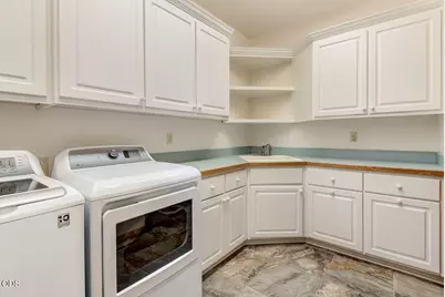 64464 Collins Road, Bend, OR 97703 - Photo 28