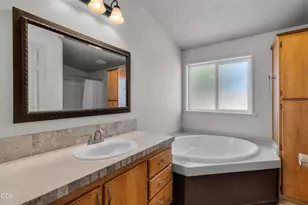 4900 NW Homestead Way, Redmond, OR 97756 - Photo 14