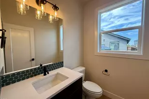 21421 Krakatoa Ct, Bend, OR 97702 - Photo 14