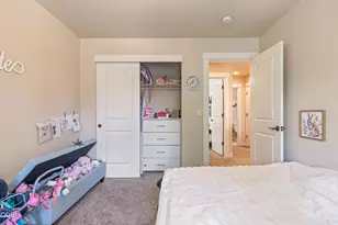 1885 NE Altura Dr, Bend, OR 97701 - Photo 22